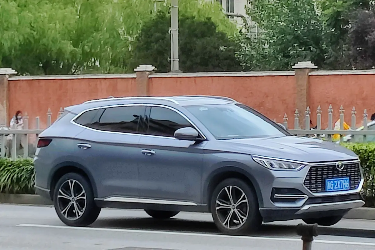 BYD Song Plus (SUV médio, híbrido plug-in): peças de reposição